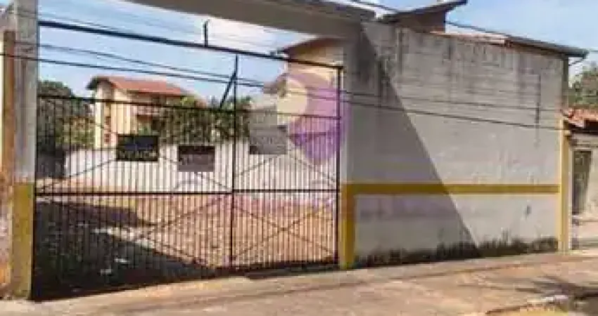 Terreno à venda no Jardim Medina, Poá 