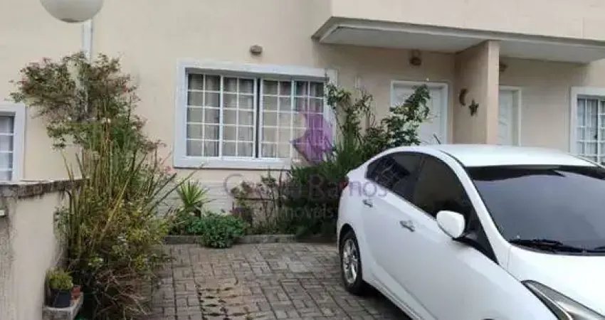 Sobrado à venda no condomínio maison residence, centro - poá/sp