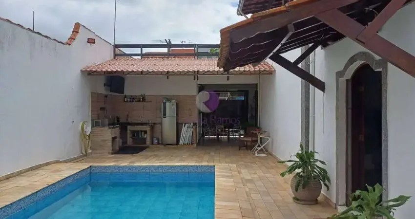 Casa com 5 quartos à venda no Jardim Carlos Cooper, Suzano