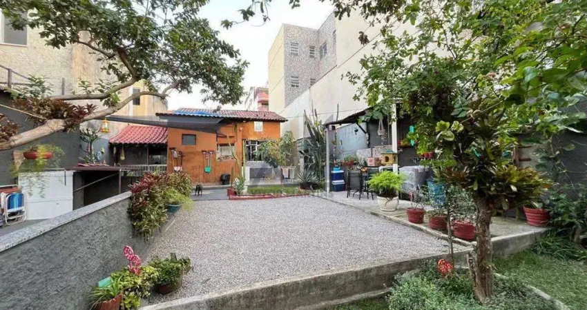 Oportunidade de casa linear com amplo terreno na Vila da Penha