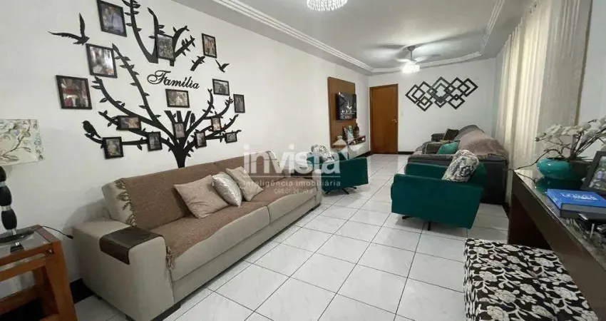 Casa Duplex muito ampla e com 2 vagas de Garagem, Impecável