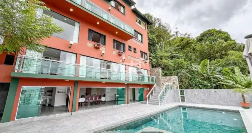 Casa com 6 quartos para alugar no Marapé, Santos 