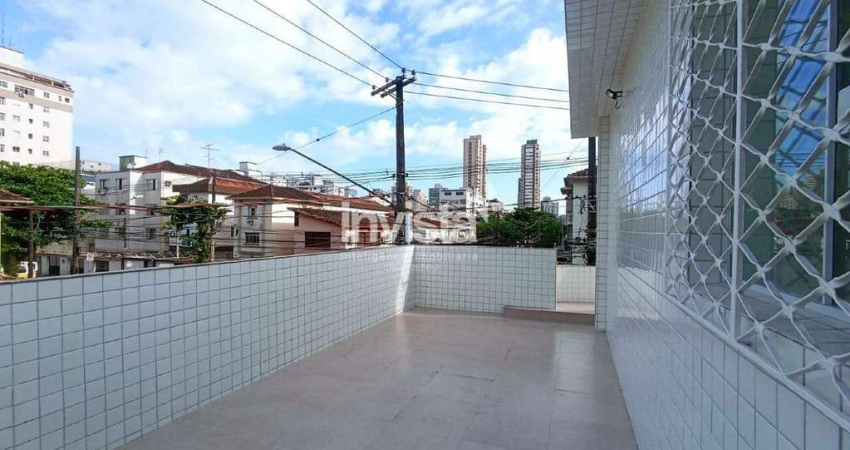 Casa Sobreposta Alta para Alugar com 3 Dormitórios e varanda ampla no bairro do Campo Grande em Santos