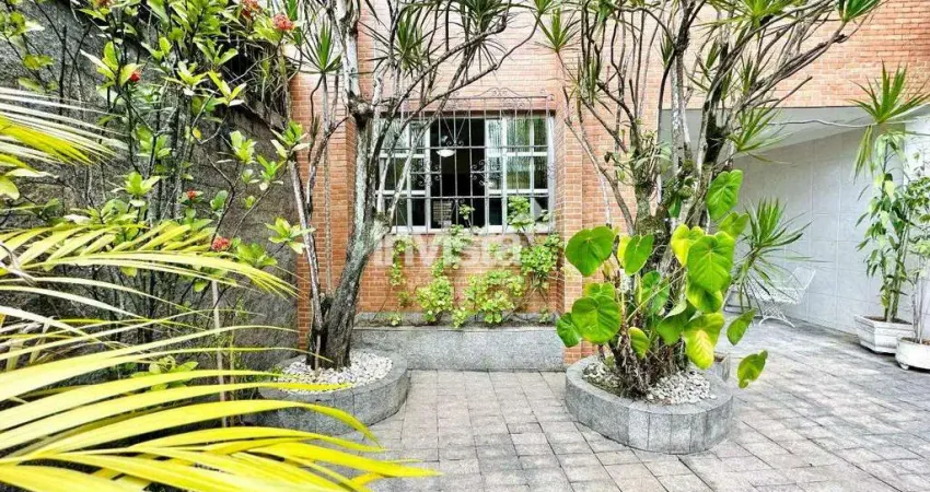 Casa com 3 quartos à venda na Vila Mathias, Santos 