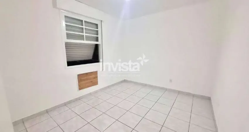 Apartamento de dois dormitórios amplos pertinho da Praia do Boqueirão em Santos