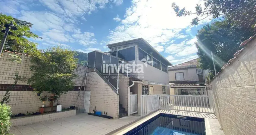 Locação de casa sobreposta , 3 quartos sendo uma suíte.