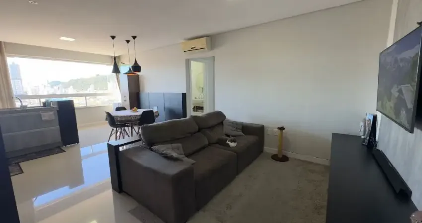 Apartamento com 2 quartos sendo 1 suíte no São Judas em Itajaí