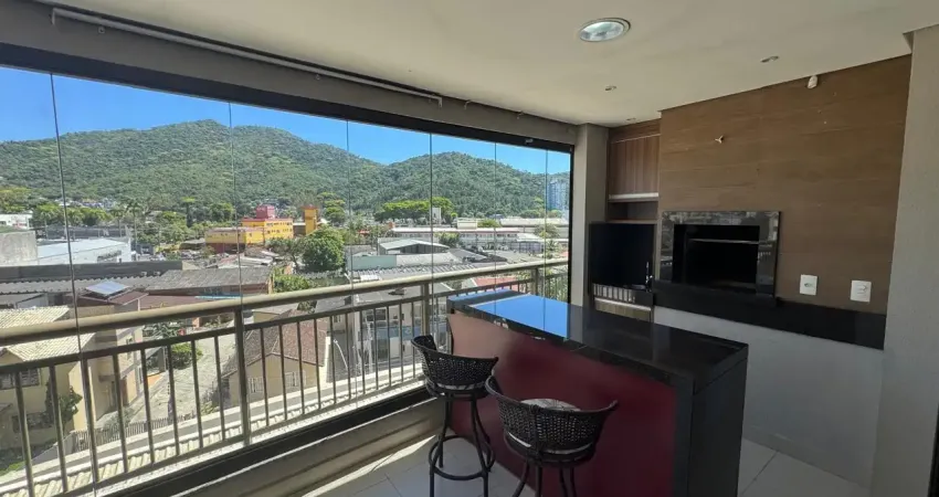 Apartamento com 3 quartos para alugar no Fazenda, Itajaí