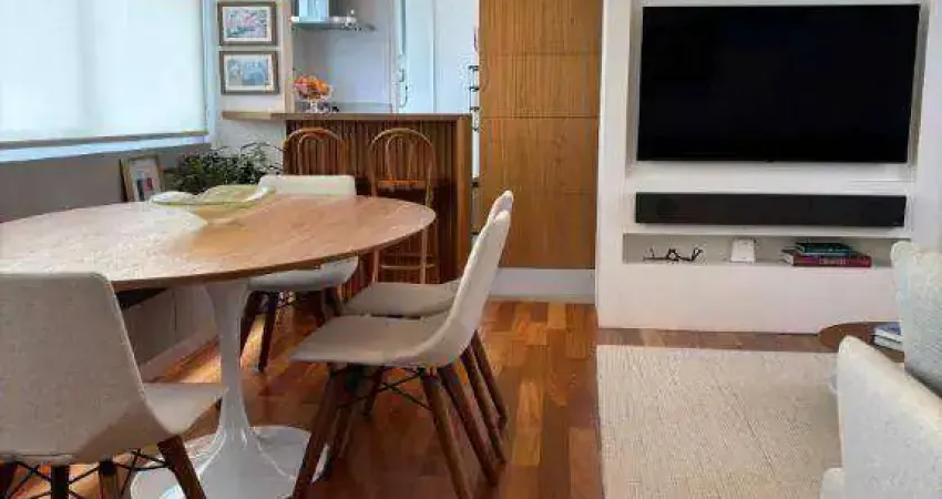 Na Carlos Von Koseritz  89,63 m² privativos, 2 dormitórios, 2 vagas e elevador.