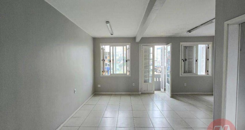 Apartamento com 3 dormitórios para alugar, 100 m² por R$ 2.800,00/mês - Partenon - Porto Alegre/RS
