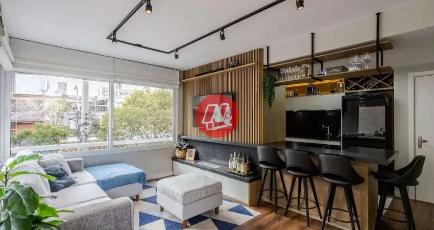 No menino  deus,2 dormitórios, suíte, vaga e infraestrutura.