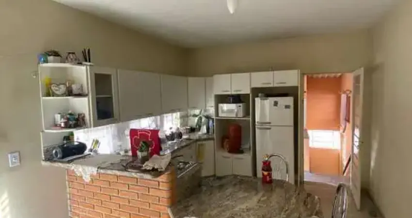 Casa para Venda em Votorantim, Vossoroca, 2 dormitórios, 3 banheiros, 3 vagas