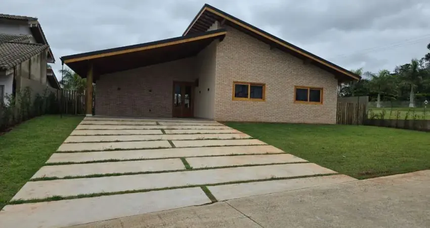 Casa em Condomínio para Venda em Araçoiaba da Serra, Campo do Meio, 3 dormitórios, 1 suíte, 3 banheiros, 3 vagas