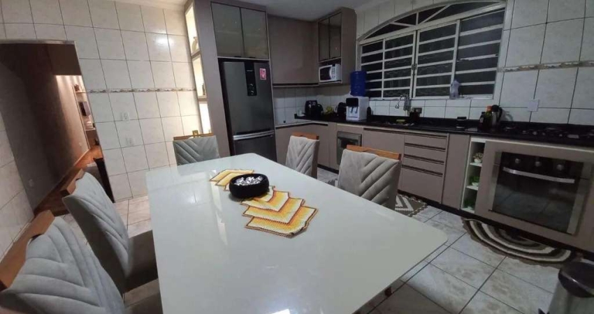 Sobrado para Venda em Sorocaba, Jardim Santo Amaro, 3 dormitórios, 3 banheiros, 3 vagas