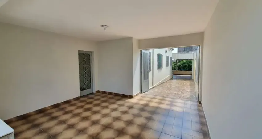 Casa para Venda em Sorocaba, Vila Augusta, 3 dormitórios, 2 banheiros, 4 vagas