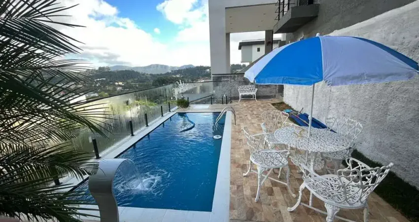 Casa Alto Padrão para Venda em Santana de Parnaíba, Suru, 3 dormitórios, 3 suítes, 4 banheiros, 4 vagas