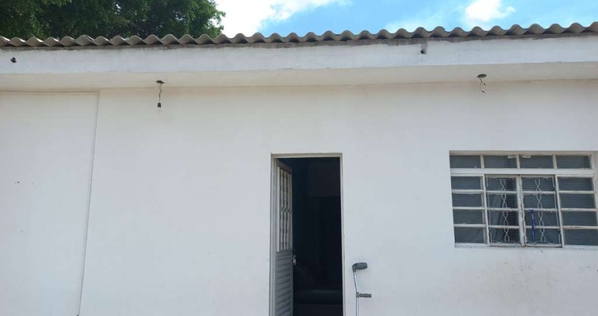 Casa para Venda em Sorocaba, Parque das Laranjeiras, 2 dormitórios, 1 banheiro, 1 vaga