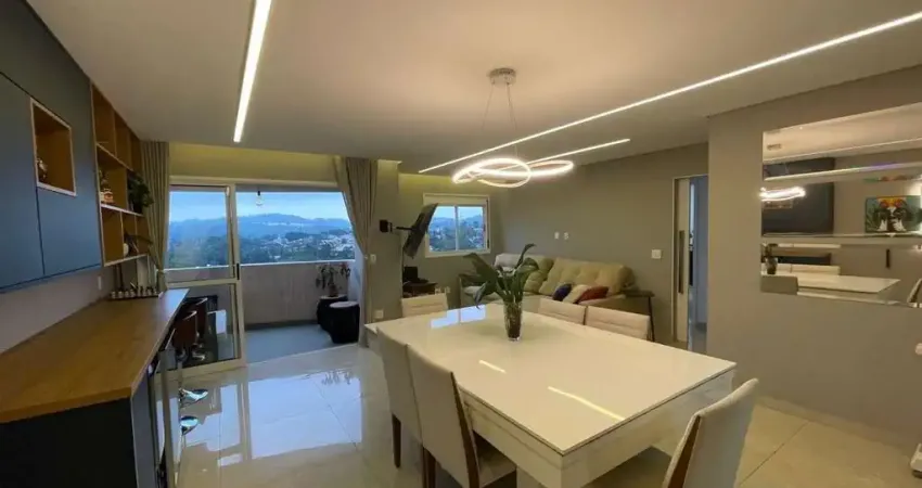 Alto Padrão para Venda em Santana de Parnaíba, Alphaville, 2 dormitórios, 2 suítes, 3 banheiros, 2 vagas