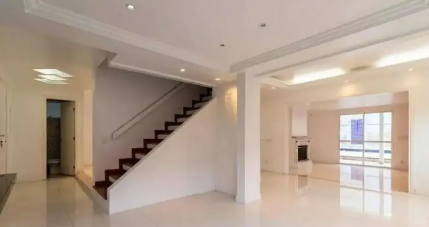 Casa Alto Padrão para Venda em Santana de Parnaíba, Alphaville, 4 dormitórios, 3 suítes, 5 banheiros, 3 vagas