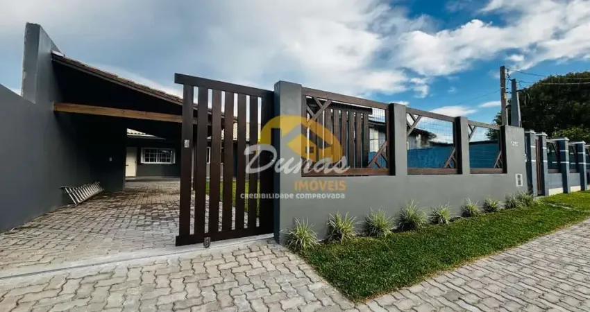 RESIDÊNCIA COMPLETAMENTE REFORMADA EM NOVA TRAMANDAÍ