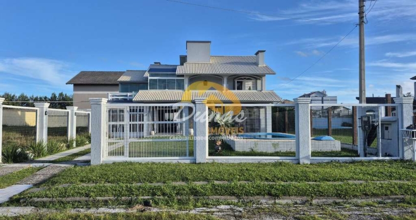 Casa com 4 quartos à venda na Zona Nova, Tramandaí 