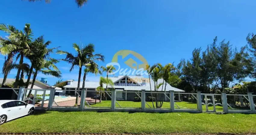 Casa com 4 quartos à venda no Tramandaí Sul, Tramandaí 