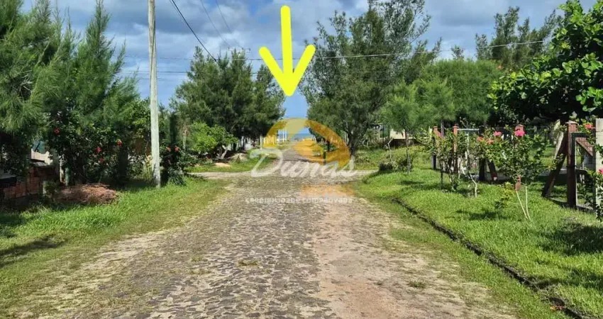 Terreno à venda no Balneário Tiarajú, Tramandaí