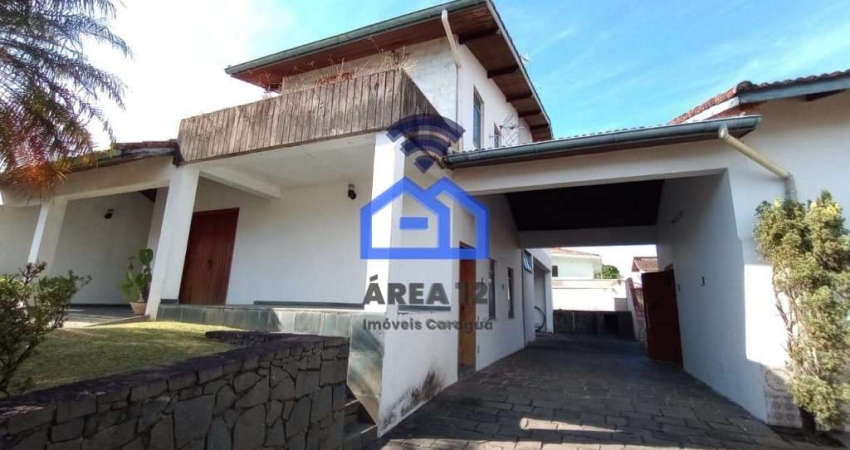 Sobrado à venda no bairro Indaiá em Caraguatatuba, com mais de 1000m² de área, localizado na avenid