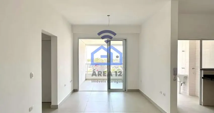Lindo apartamento, com 2 dormitórios, varanda gorumet, churrasqueira a carvão, 5 minutos do shoppin