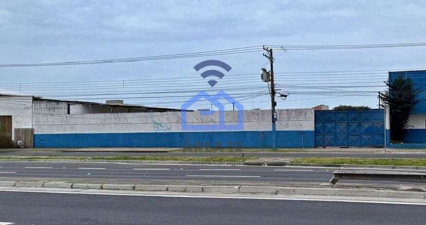 Galpão à venda no bairro Jardim Britânia em Caraguatatuba, SP - 1440m² de área total e 436m² de áre