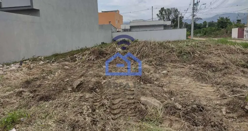 Terreno de 300m² à venda no bairro do Golfinho em Caraguatatuba, SP - Grande Oportunidade de Invest
