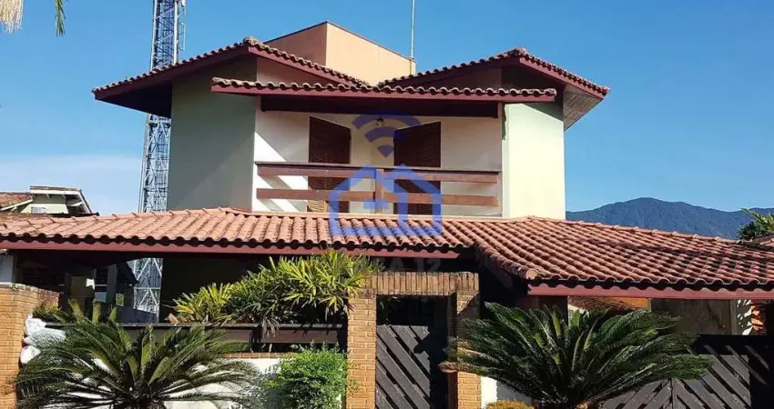 Sobrado de 5 dormitórios à venda no bairro Capricórnio I em Caraguatatuba, SP - Viva a 300m da prai