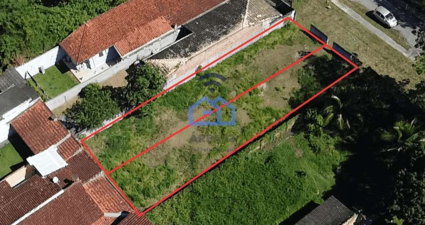 Terreno de 245m² à venda no bairro Jardim das Gaivotas em Caraguatatuba, SP