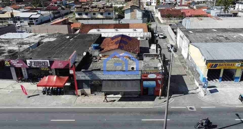 Casa comercial com 6 salas à venda no Indaiá, Caraguatatuba 
