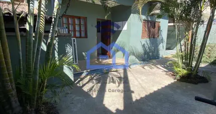 Casa com 2 quartos à venda no Balneário dos Golfinhos, Caraguatatuba