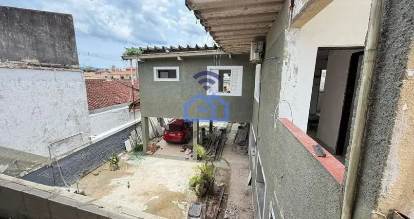 Casa com 3 quartos para alugar no Centro, Caraguatatuba