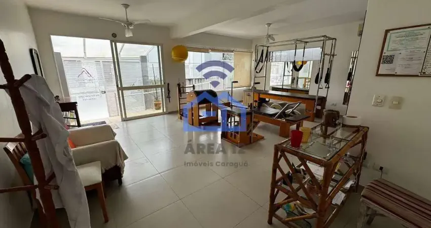 Casa comercial com 4 salas para alugar no Indaiá, Caraguatatuba 