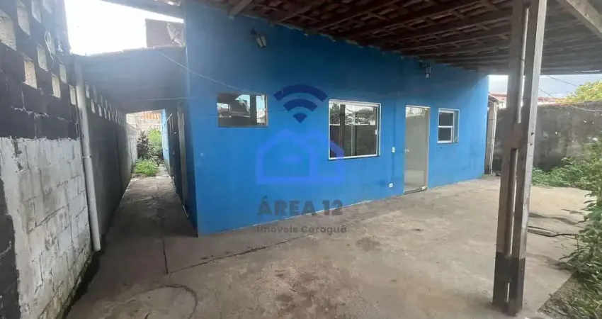 Casa à venda no Balneário dos Golfinhos, Caraguatatuba