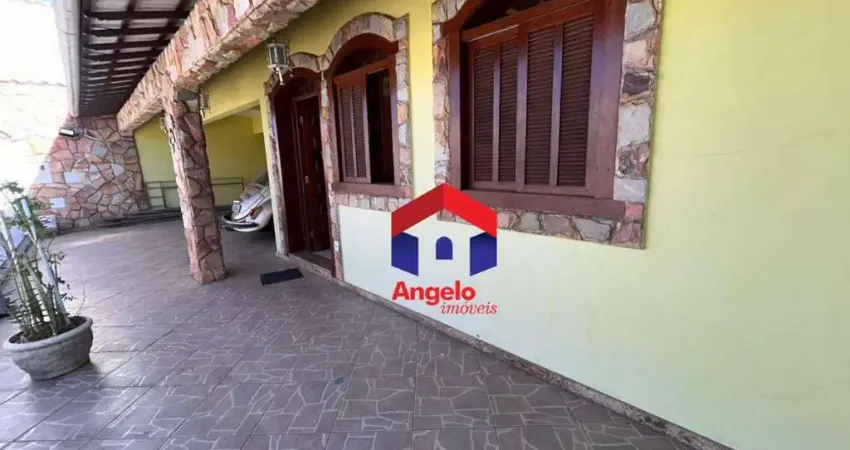 Casa com 3 quartos à venda por R$ 1.200.000 - Letícia - Belo Horizonte/MG