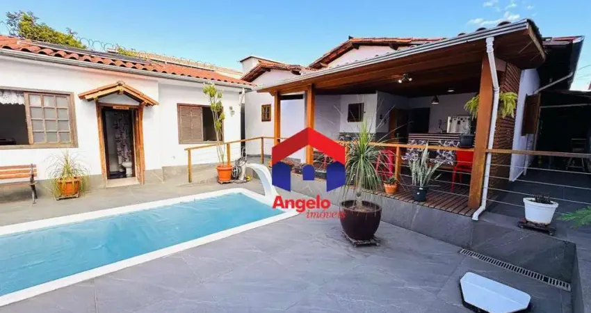 Casa com 5 quartos à venda, 250 m² por R$ 876.000 - São João Batista - Belo Horizonte/MG