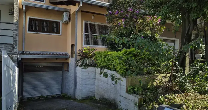 Casa em Condomínio para Venda em Porto Alegre, Cavalhada, 3 dormitórios, 1 suíte, 4 banheiros, 3 vagas