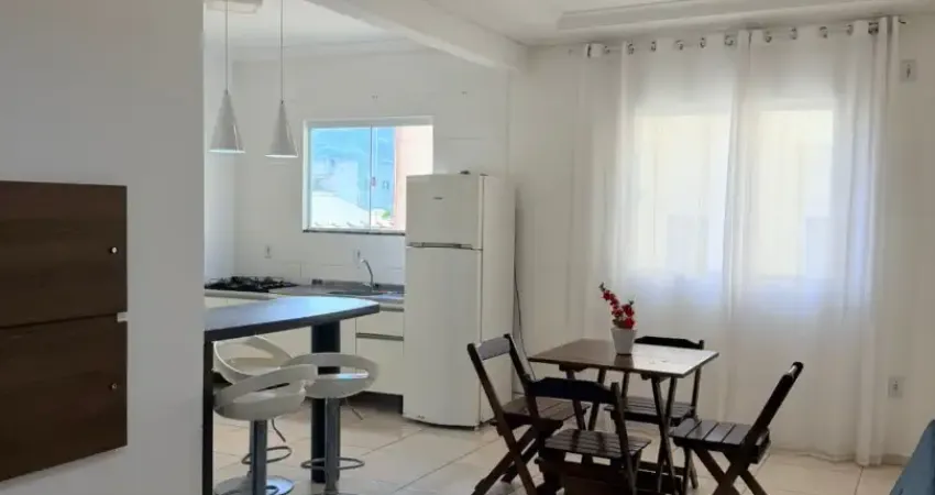 Oportunidade para investir: vendo apartamento com 02 dormitórios, sendo 01 suíte, no bairro ingleses!!!