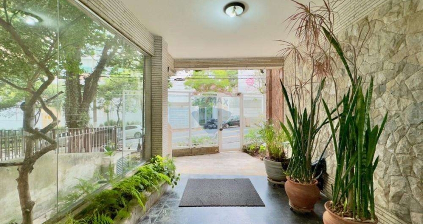 Amplo apartamento na Vila Mariana/SP, próximo ao Metrô Ana Rosa