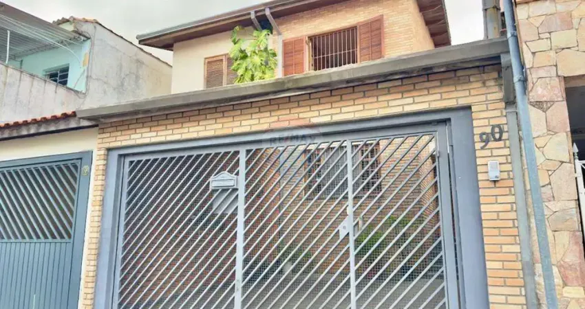 'Viva no conforto: Sobrado com 3 Suítes - Vila Marari / SP'