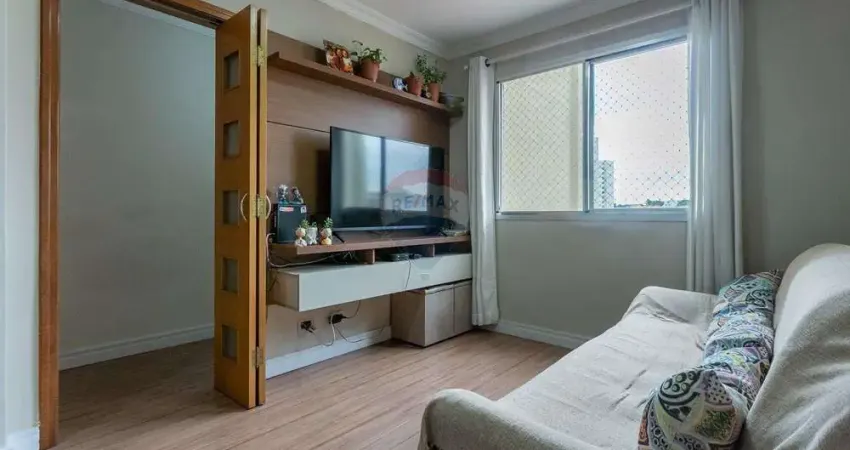 'Charmoso Apto 2 dorm REFORMADO à Venda em Vila São Paulo'