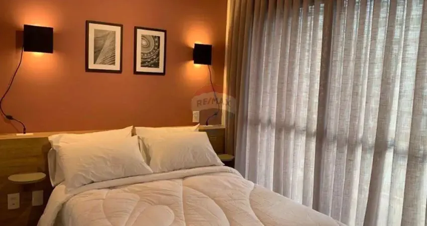 Studio Mobiliado com Varanda, decoração moderna e localização privilegiada