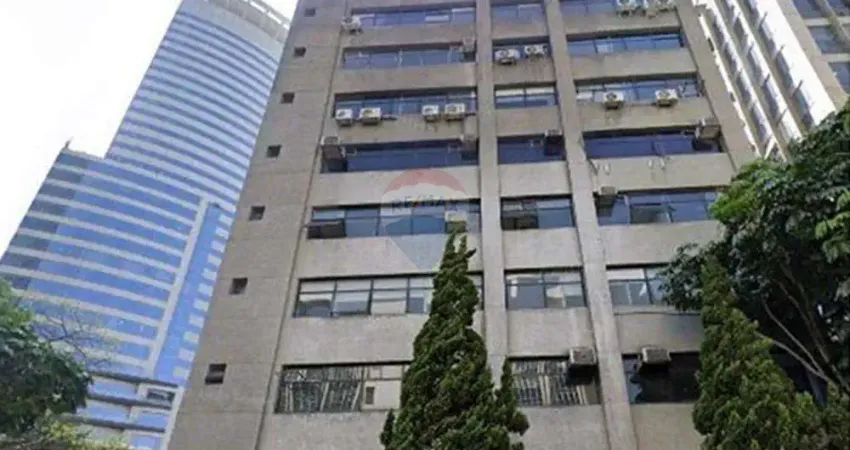 Sala Comercial na Vila Olímpia – 76,5 m², Andar Alto e 2 Vagas!
