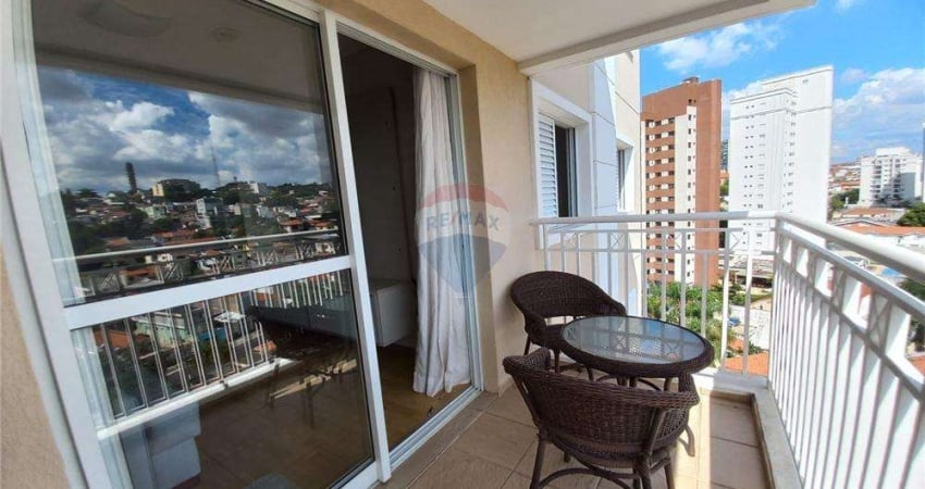 Apartamento mobiliado e equipado 2 dormitórios, sendo 1 suíte e 2 vagas