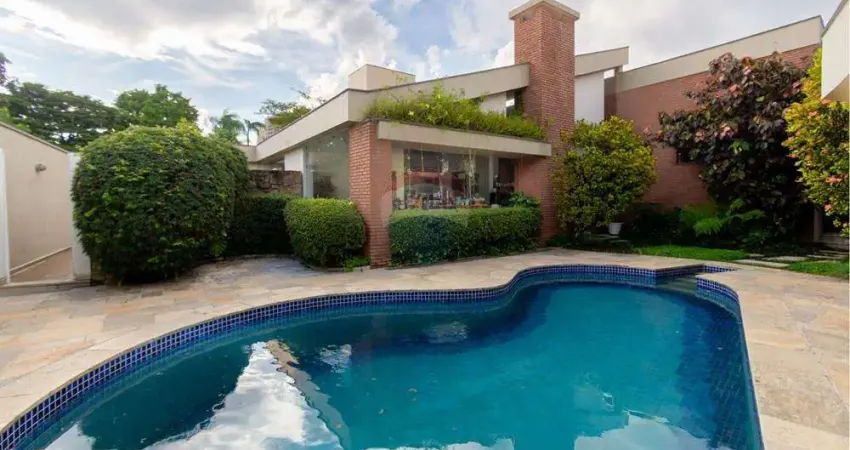 Casa térrea à venda em alto de pinheiros com 4 suítes, 495 m2 construída / 982 m2 total, por r$ 7.900.000