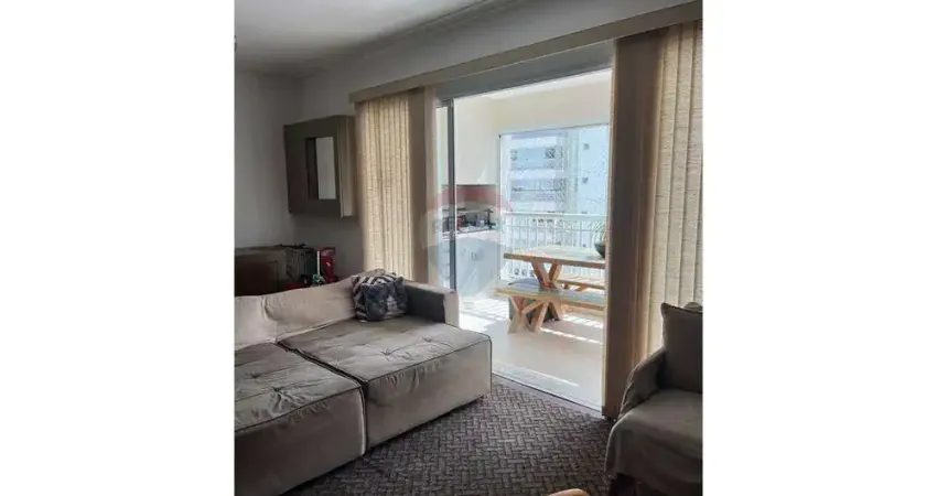 Apartamento com 3 dormitórios sendo uma suíte, churrasqueira na varanda em um condomínio clube.